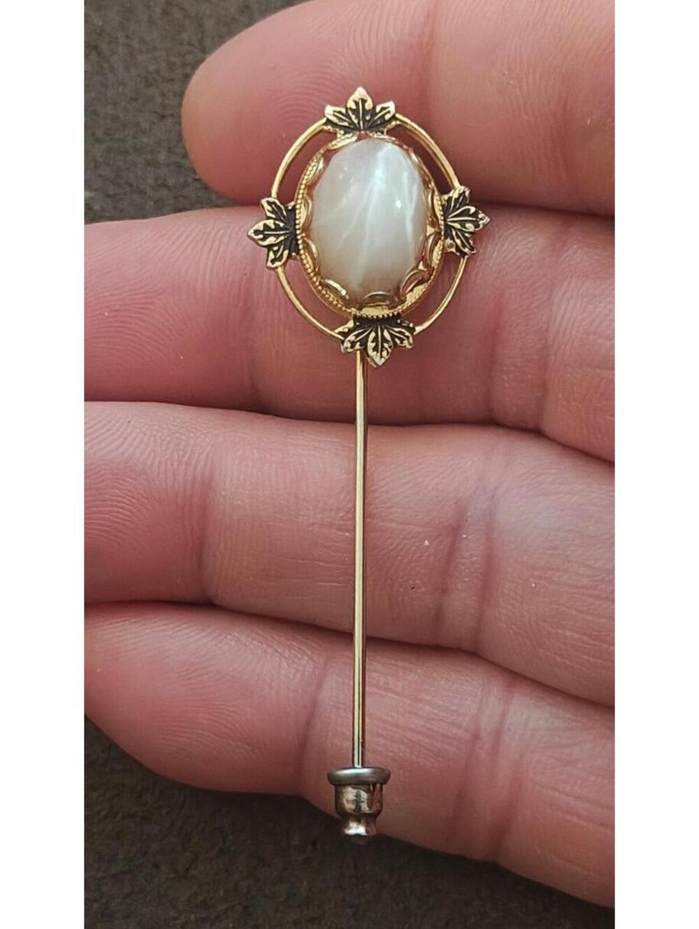 1980s Gold Tone Vintage Stick Pin Featuring a Central Cabochon Gemstone